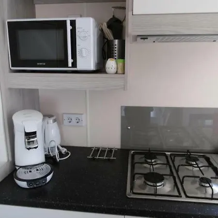 Joleen Aan Zee, Vlakbij Het Chalé IJmuiden