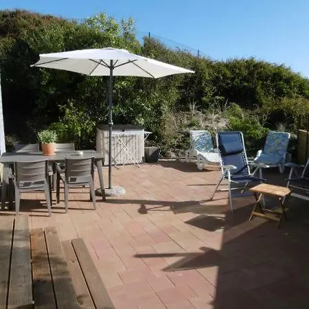 Σαλέ Joleen Aan Zee, Vlakbij Het IJmuiden