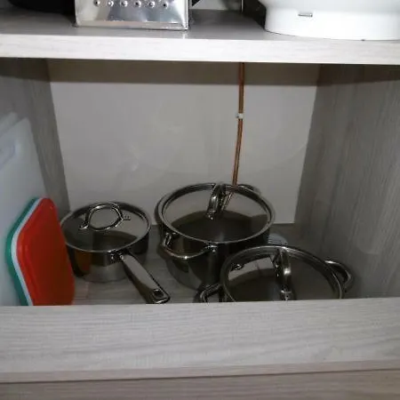 Joleen Aan Zee, Vlakbij Het * IJmuiden