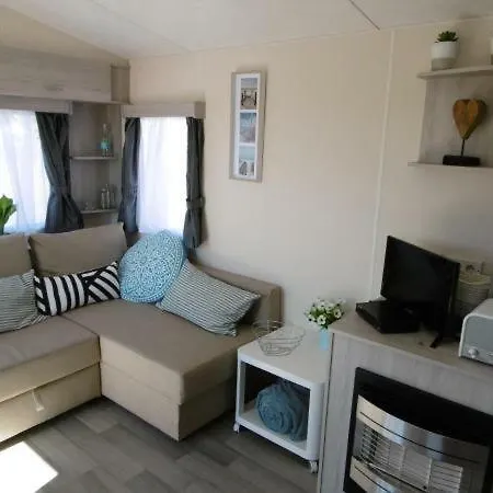 木屋 Joleen Aan Zee, Vlakbij Het